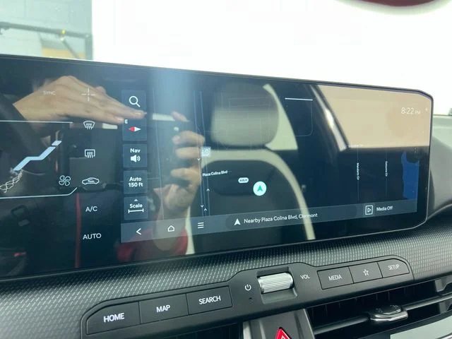 New 2026 Snow White Pearl Kia GT-Line image 28