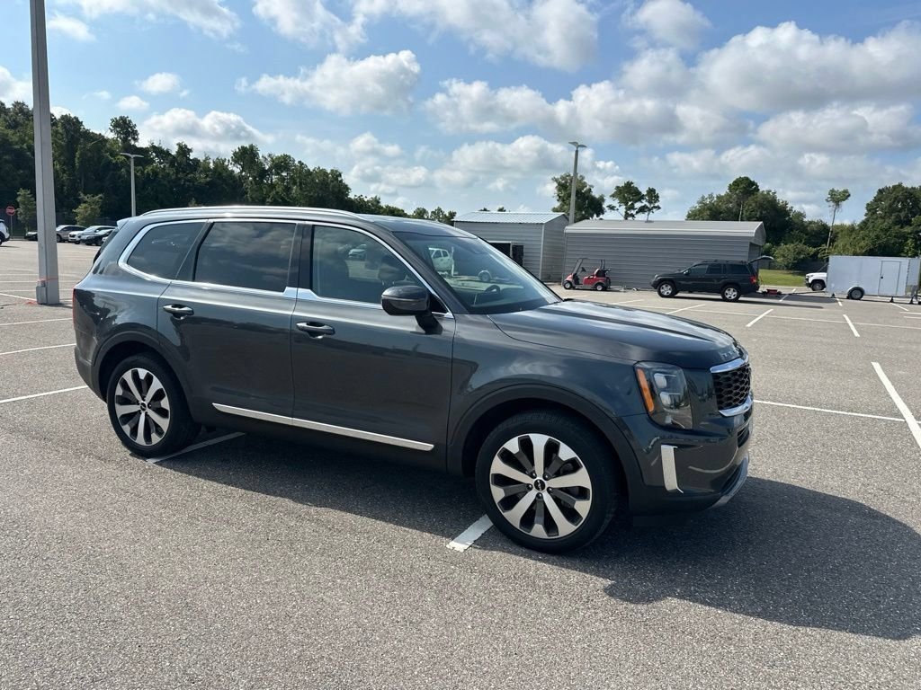 Certified Used 2022 Gray Kia EX image 2