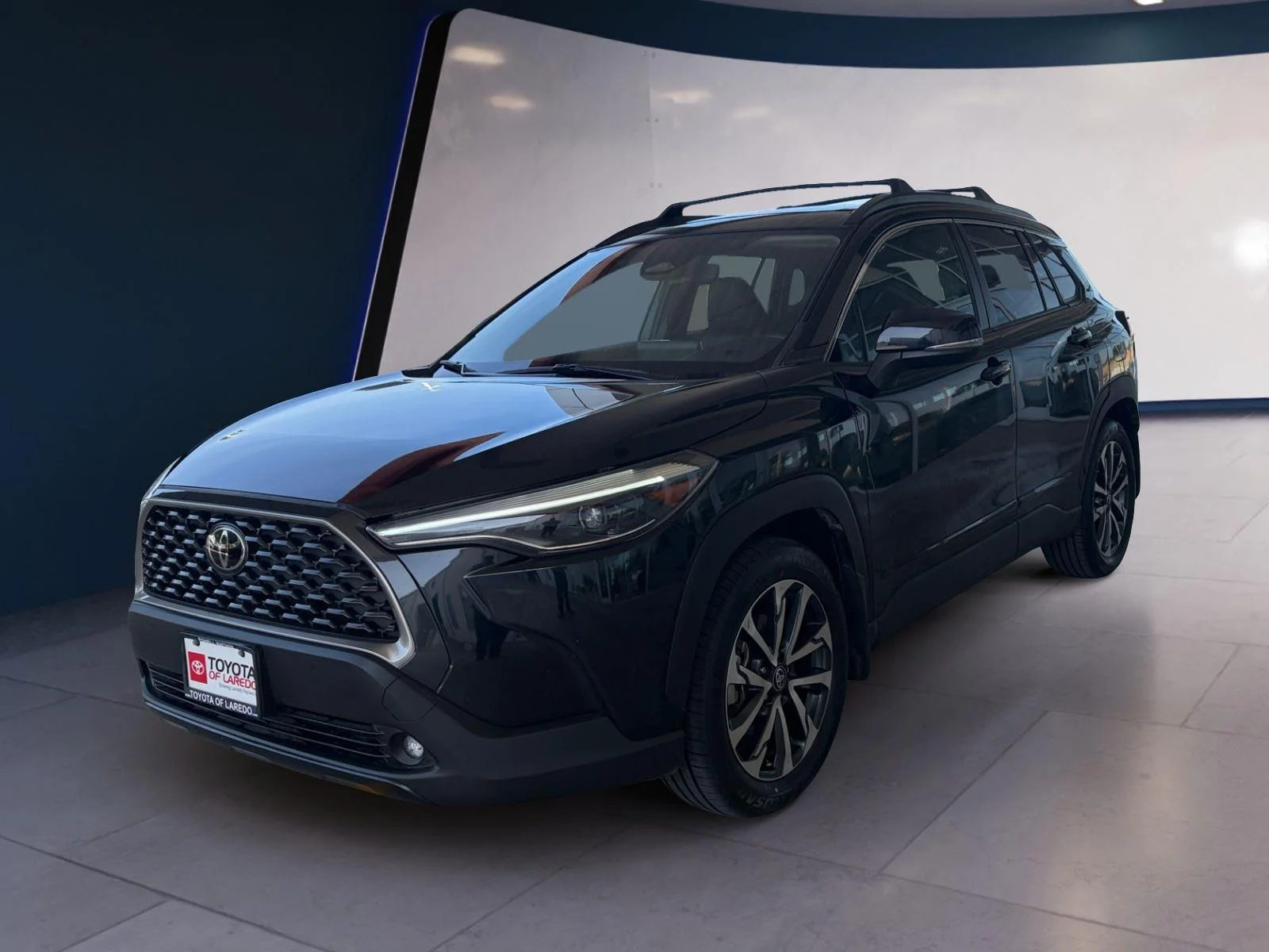 Used 2024 Jet Black Toyota XLE image 1