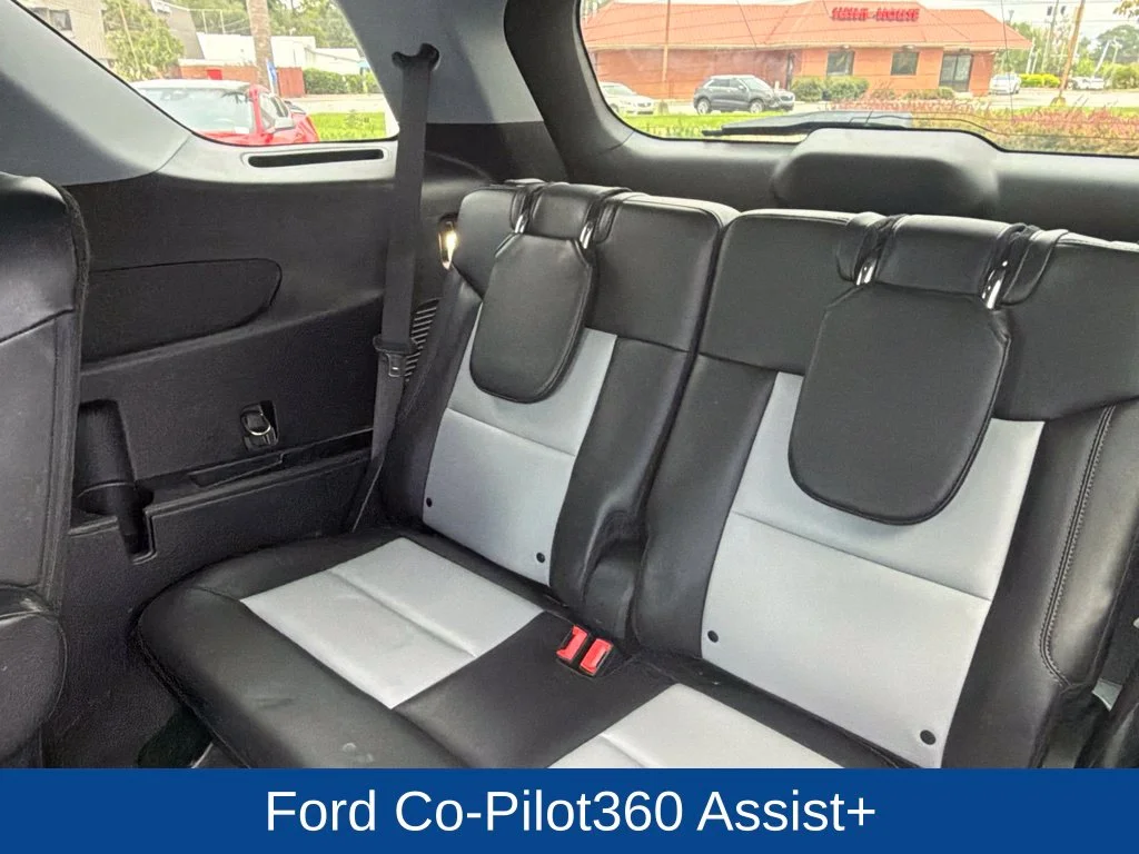 Certified Used 2022 Iconic Silver Metallic Ford XLT image 19