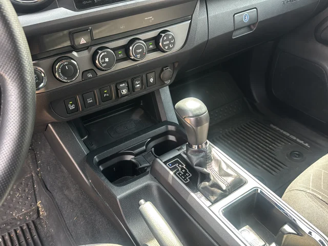 Used 2019 Gray Toyota  image 22
