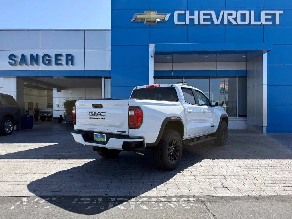New 2026 Summit White GMC Elevation image 9