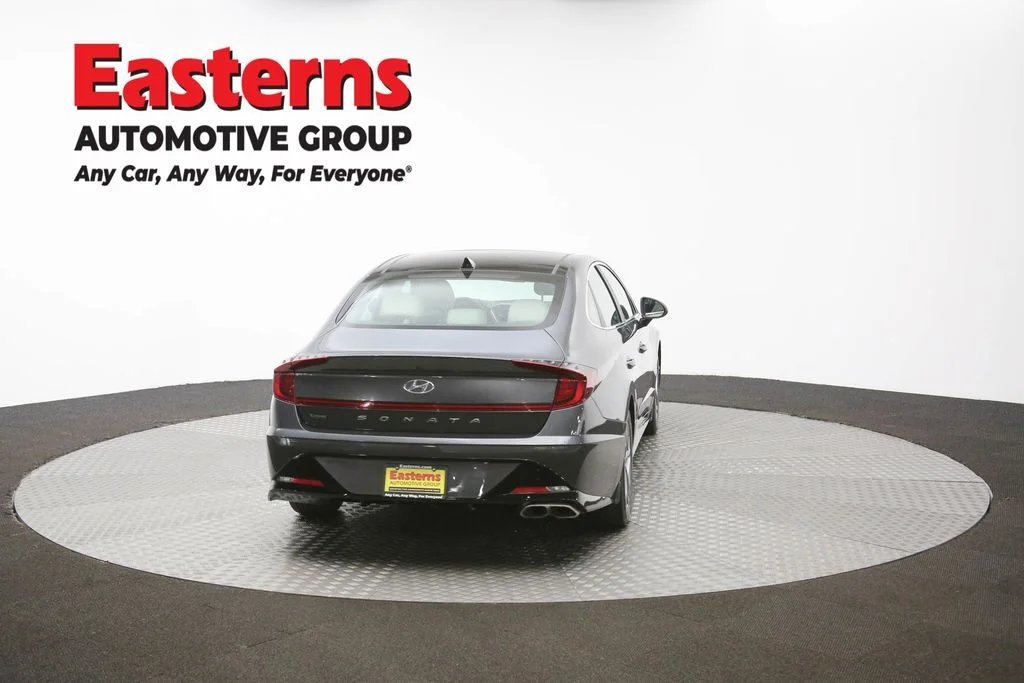 Used 2023 Gray Hyundai SEL image 42