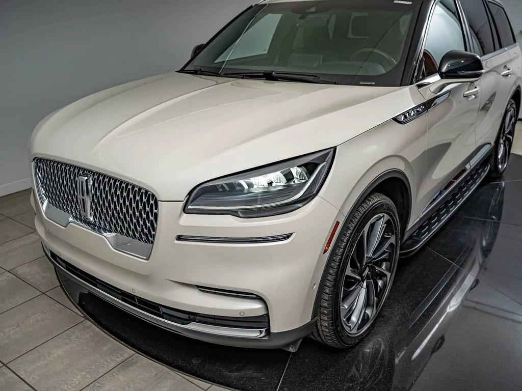 Used 2024 Ceramic Pearl Metallic Tri-Coat Lincoln Reserve image 14