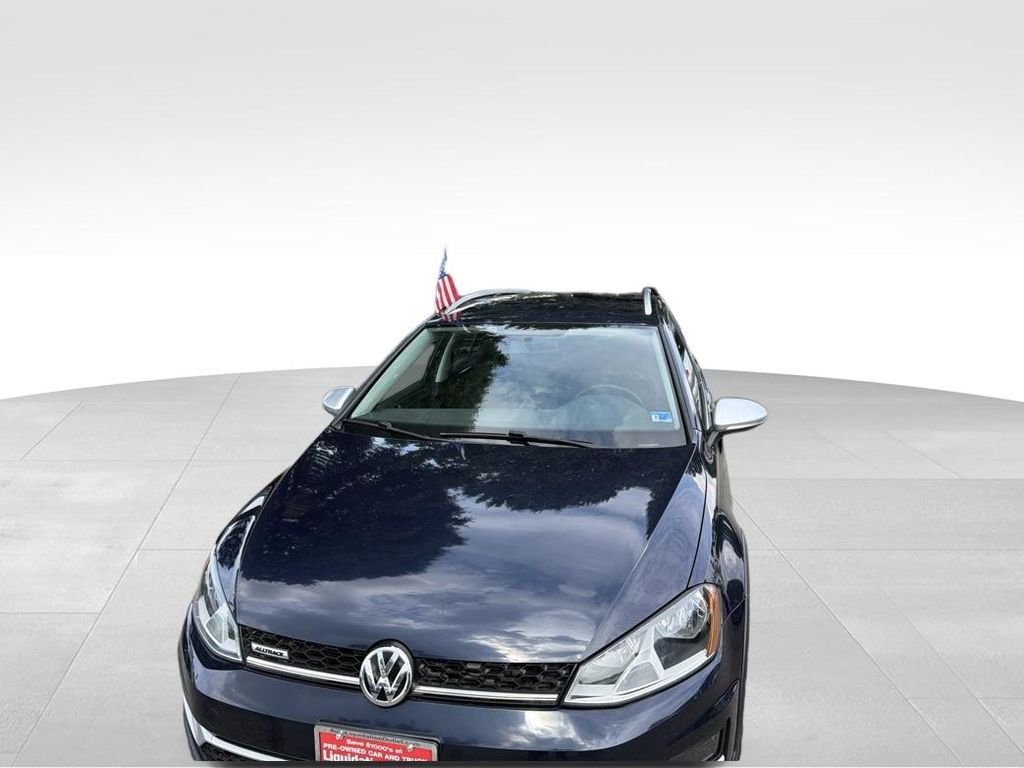 Used 2017 Blue Volkswagen TSI SE image 9