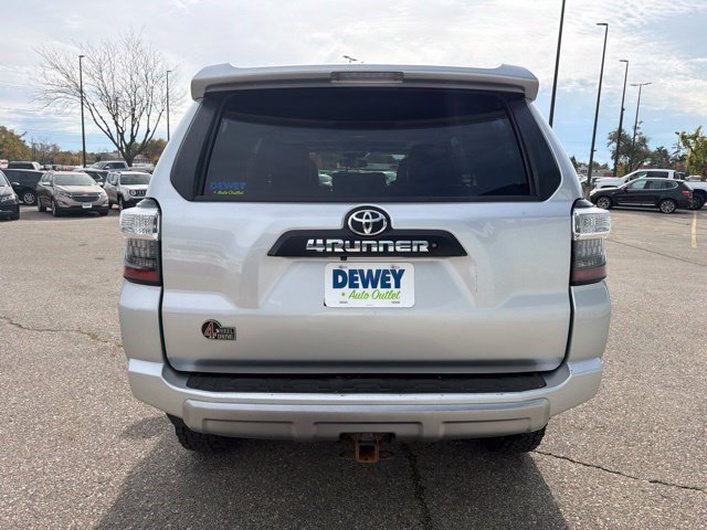 Used 2014 Classic Silver Metallic Toyota Limited image 4