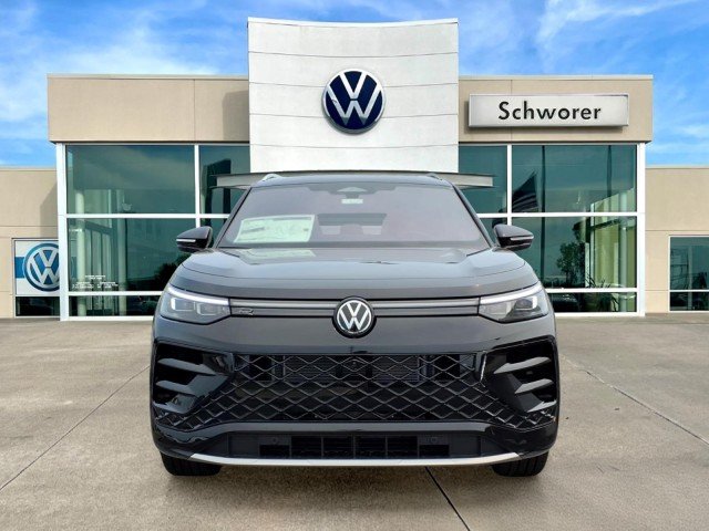 New 2026 Deep Black Pearl Volkswagen SEL R-Line Turbo 4Motion image 3