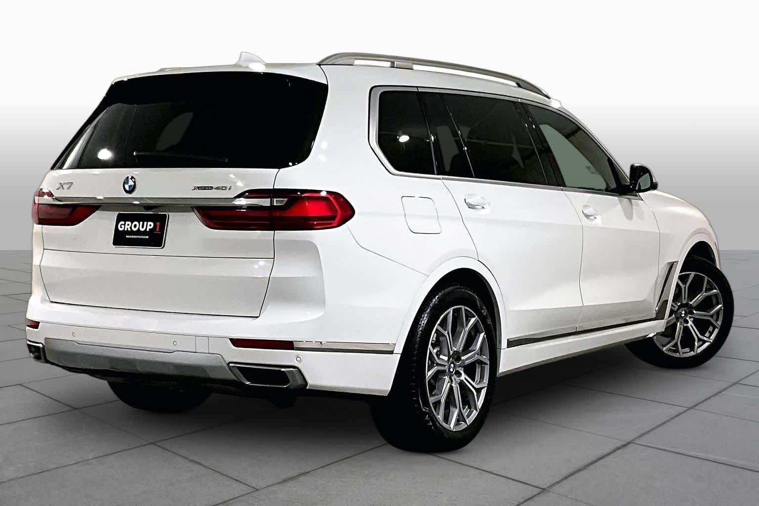 Used 2021 Alpine White BMW xDrive40i image 12