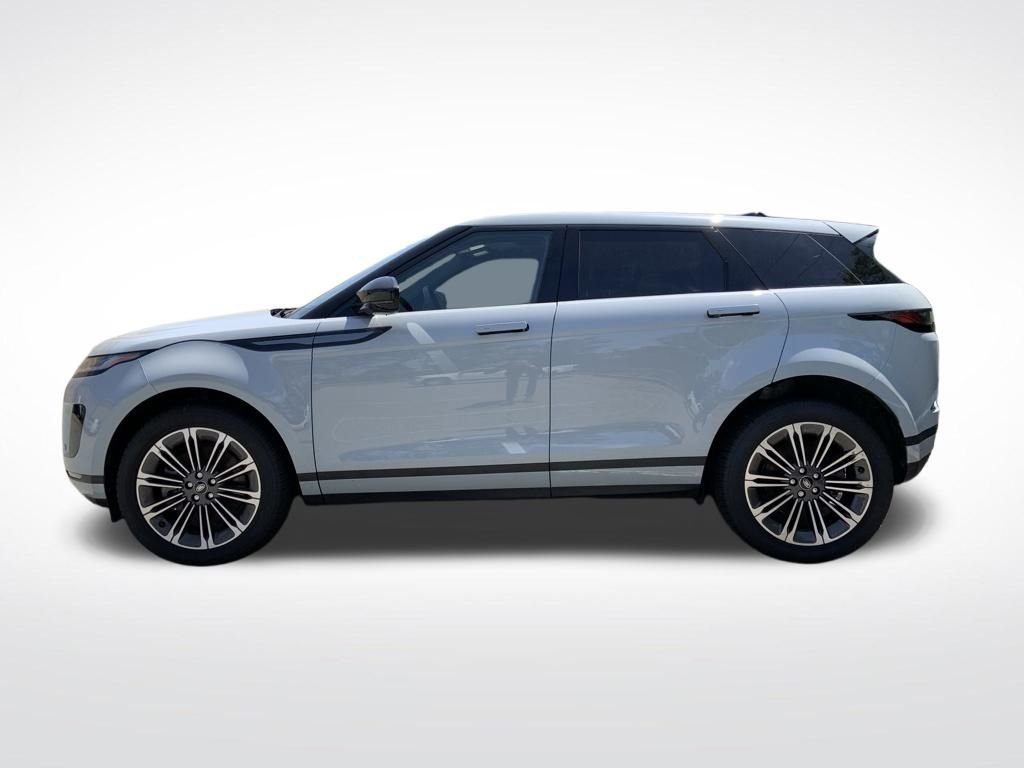 Used 2024 Gray Land Rover S image 5