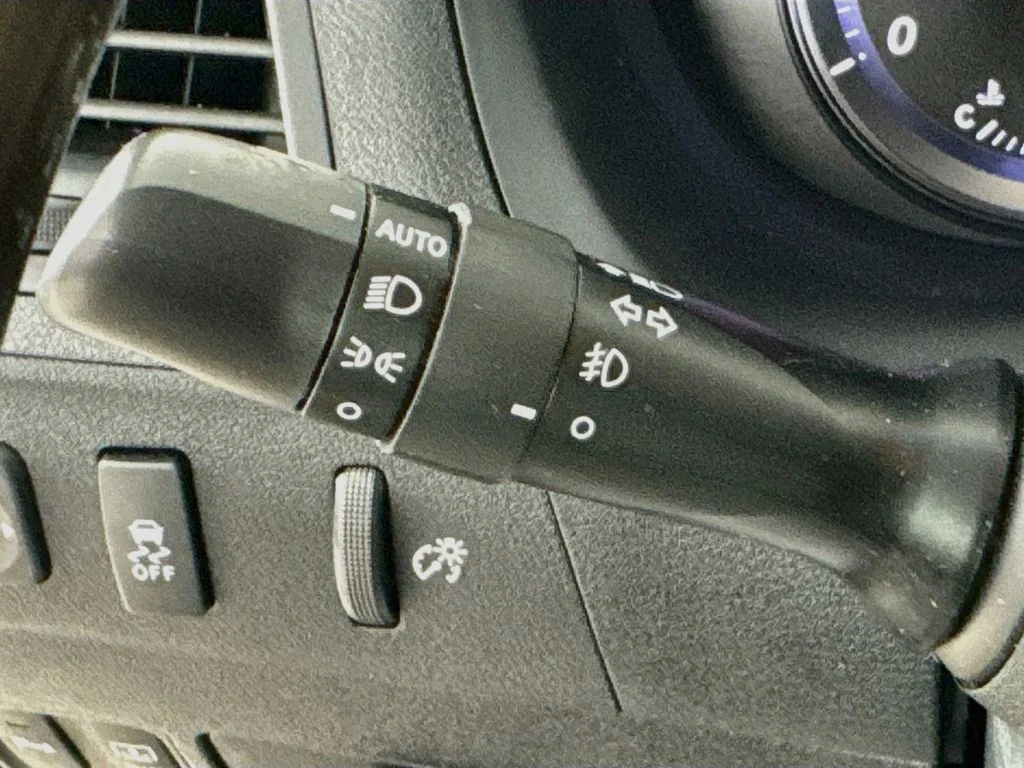 Used 2010 Black Sapphire Pearl Lexus 350 image 14