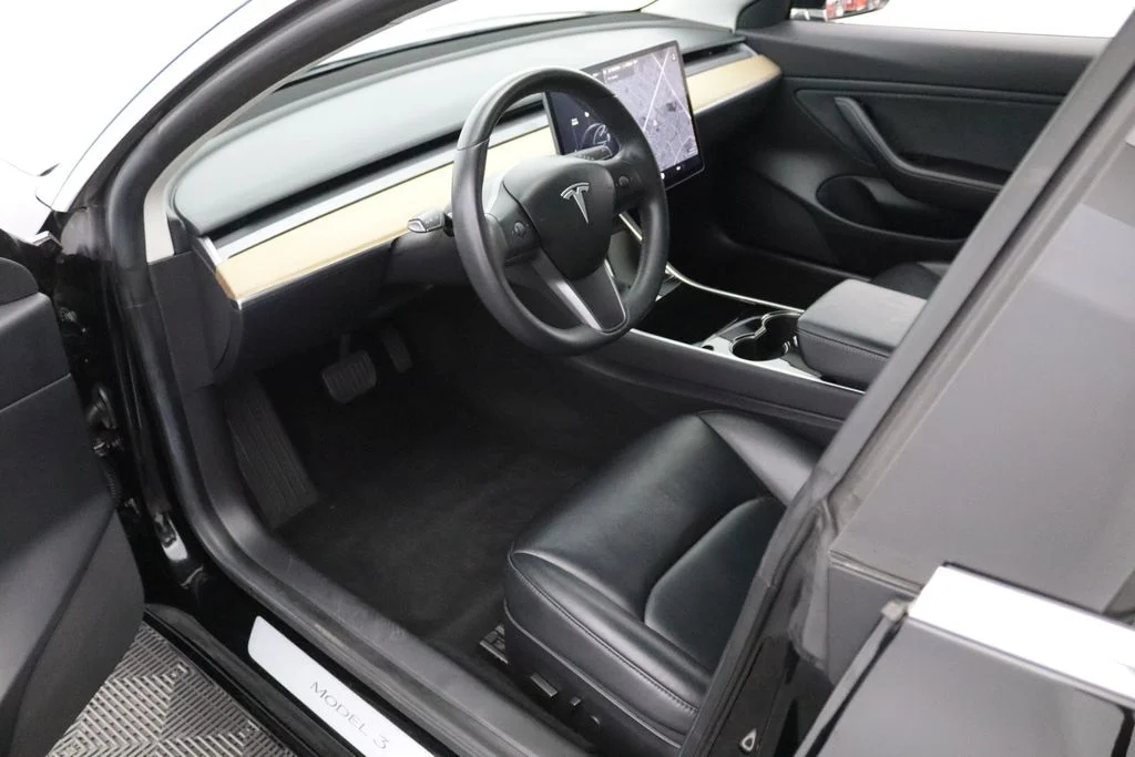 2019 Tesla Model 3 Base - Photo 18
