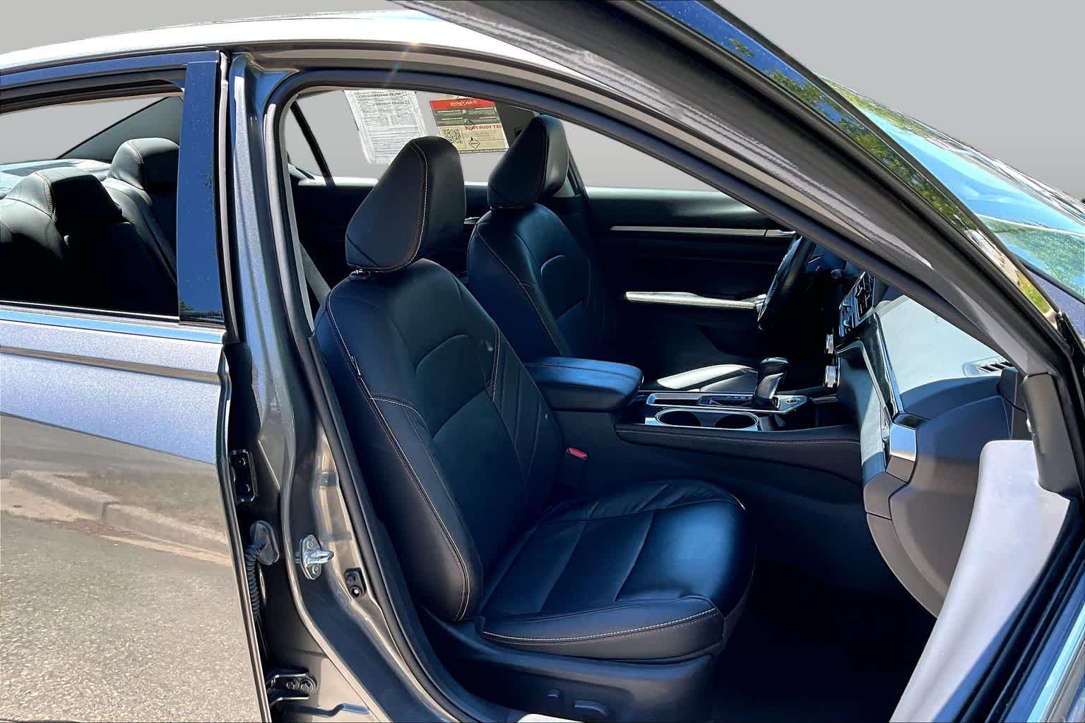 Used 2024 Gun Metallic Nissan 2.5 SR image 9