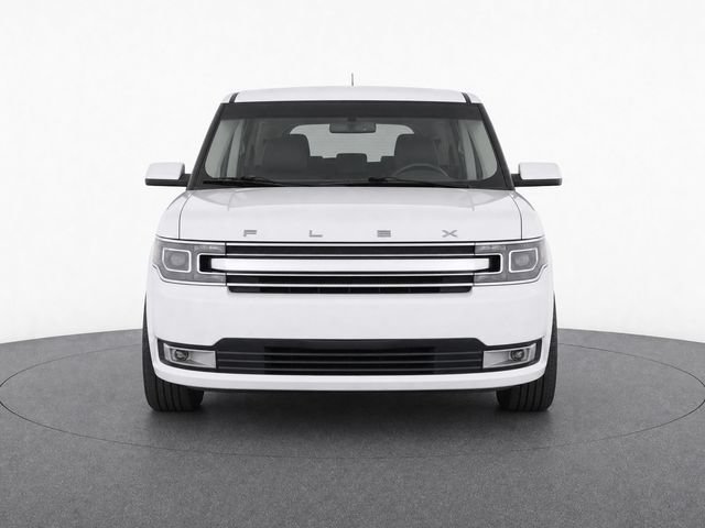 Used 2019 White Ford Limited image 5