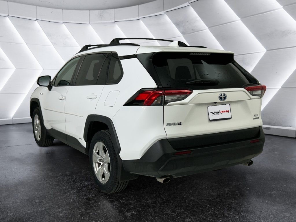 Used 2021 White Toyota XLE image 6