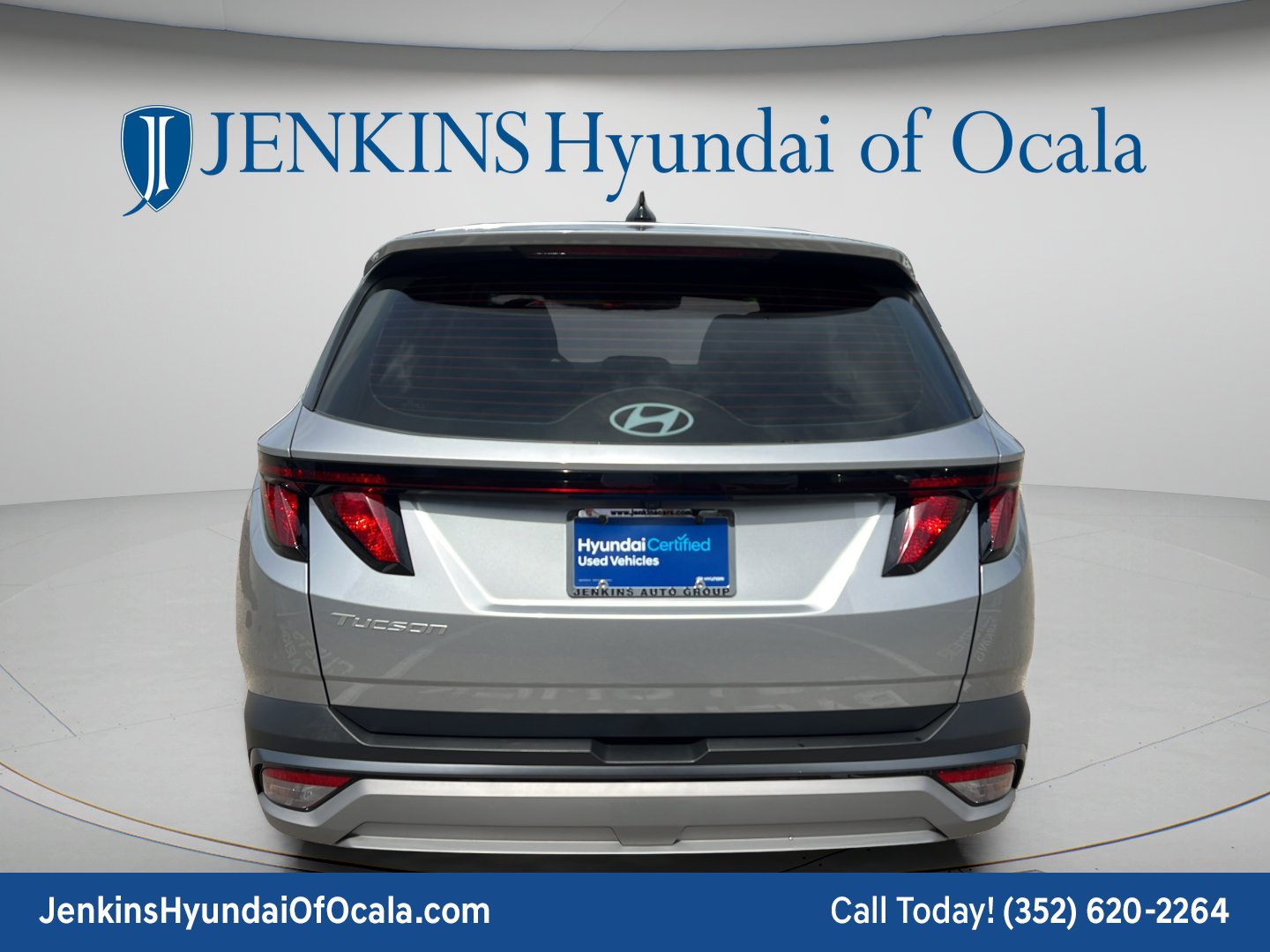 Used 2026 Shimmering Silver Hyundai SE image 4