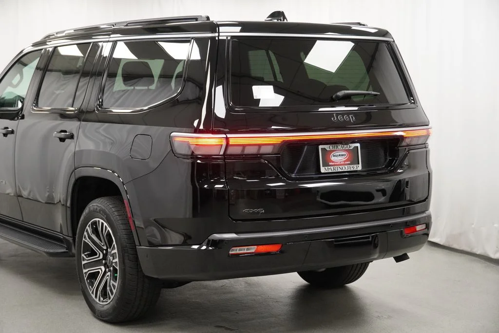 New 2026 High Gloss Black Exterior Paint Jeep  image 15