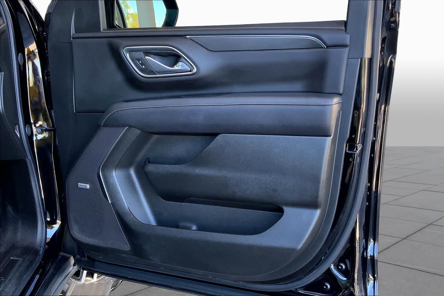 Used 2024 Onyx Black GMC AT4 image 23