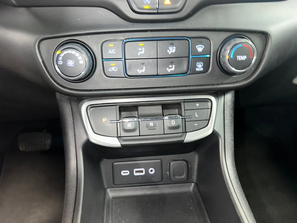 2023 GMC Terrain SLE - Photo 13
