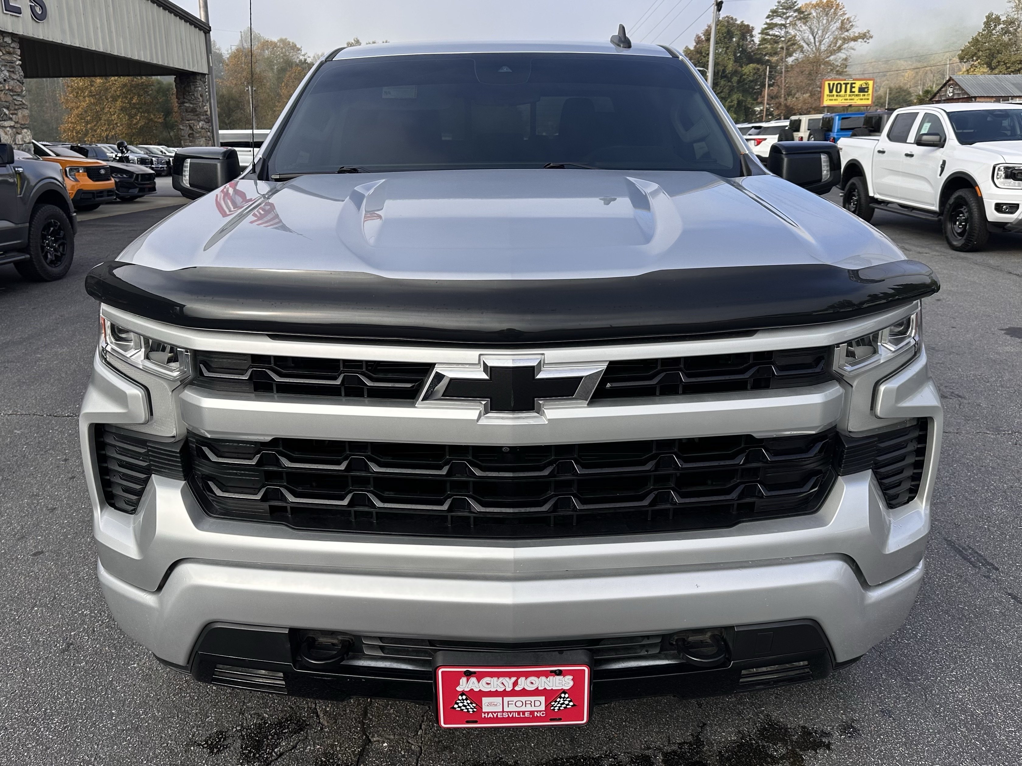 Certified Used 2022 Silver Ice Metallic Chevrolet RST image 3