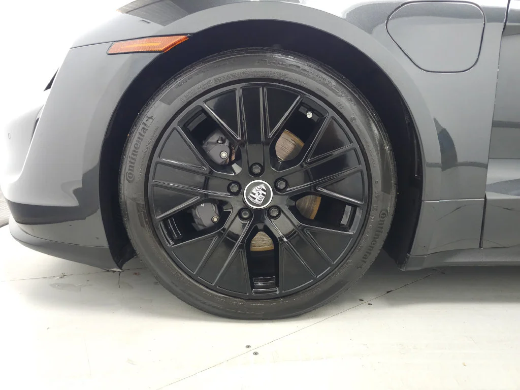 Used 2022 Volcano Grey Metallic Porsche Base image 36