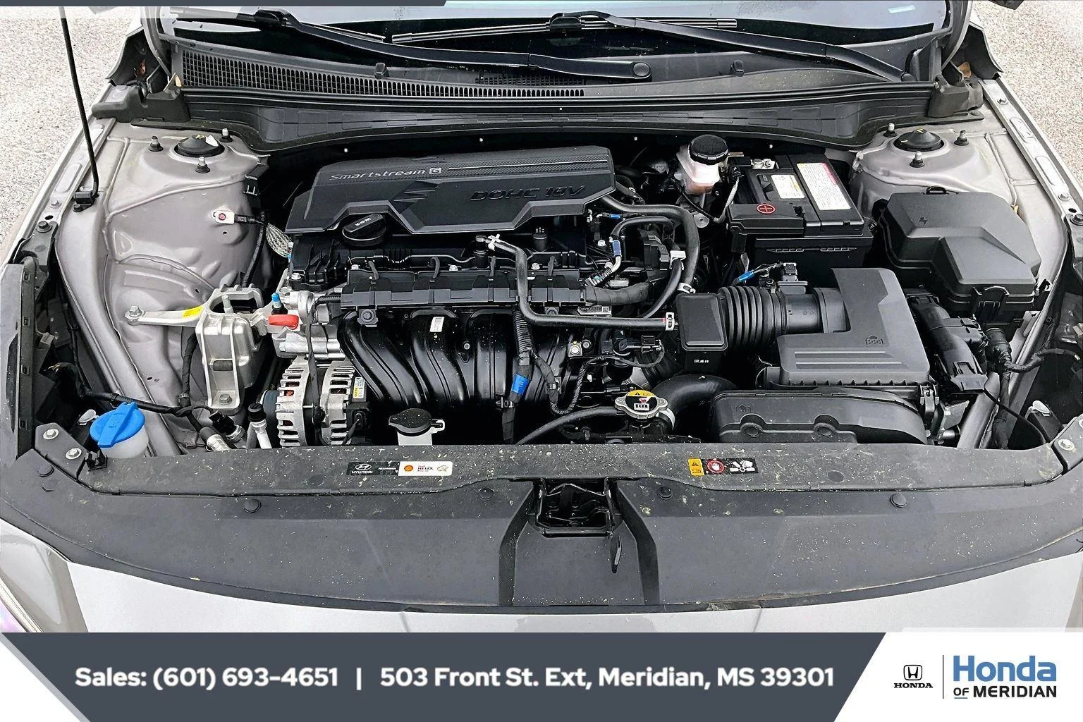 2023 Hyundai Elantra Limited - Photo 8