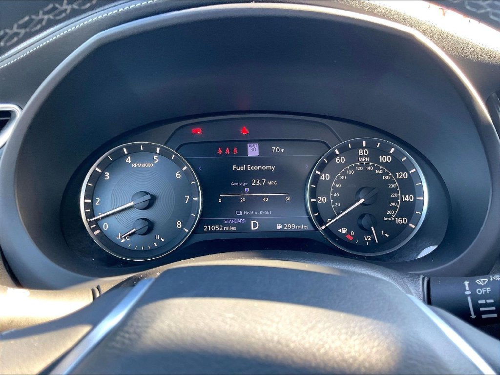 Used 2025 Blue INFINITI SPORT image 25