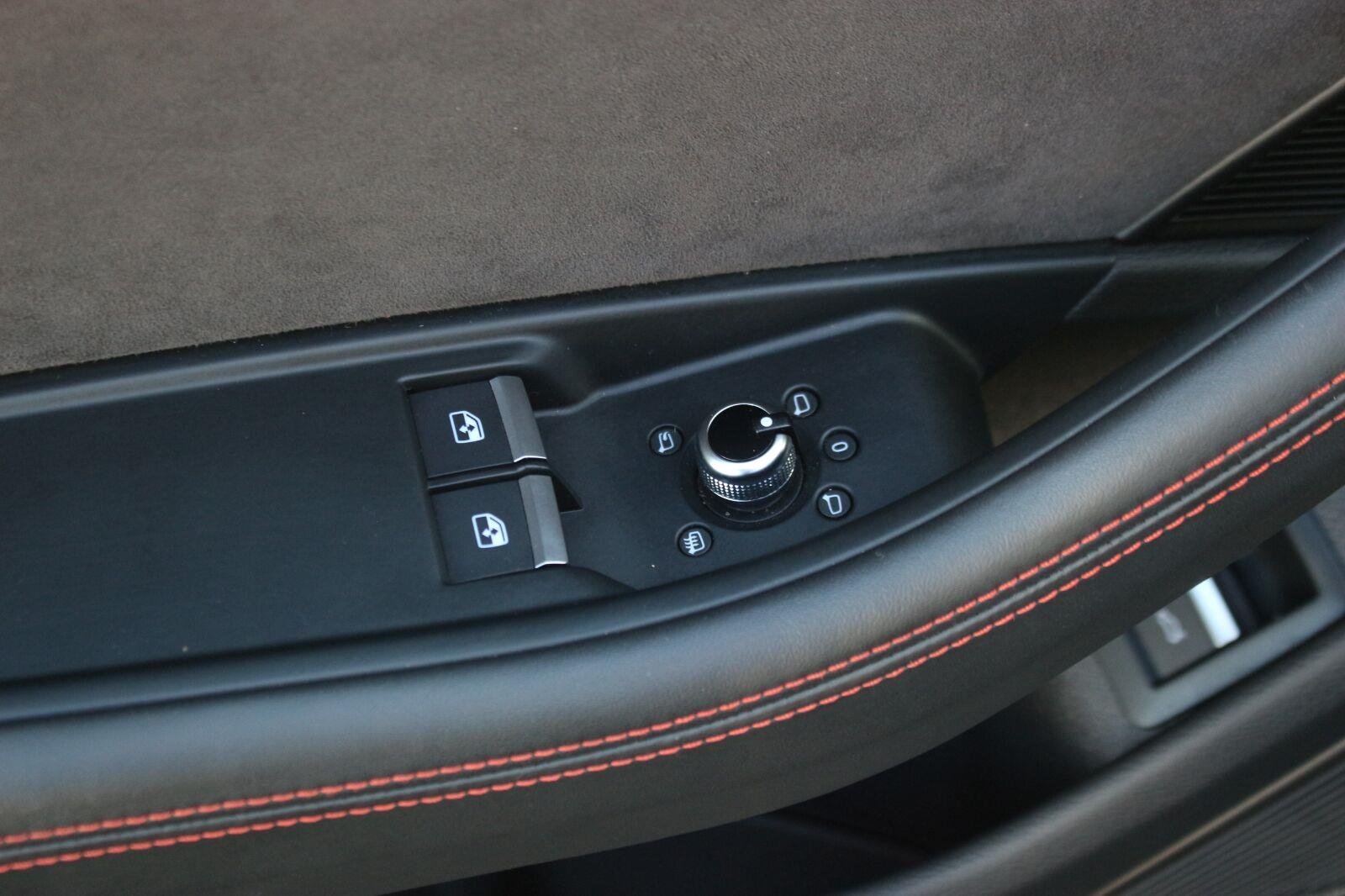 Used 2018 Black Audi 2.9 TFSI quattro tiptronic image 15