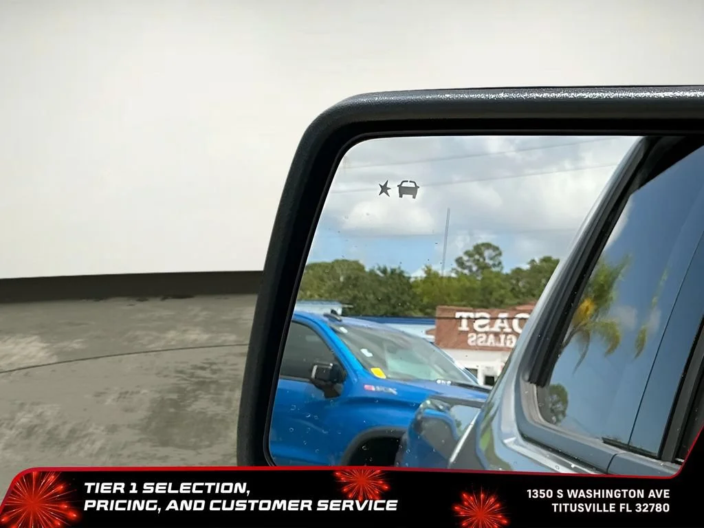 New 2026 Sterling Metallic GMC Elevation image 40
