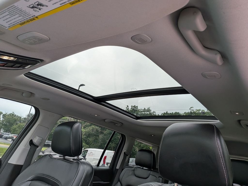 Used 2021 White Jeep Limited image 13