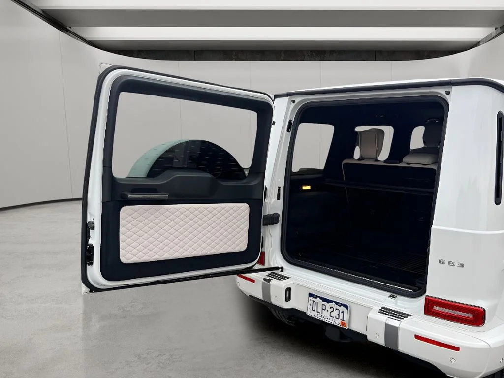 Used 2022 MANUFAKTUR Moonlight White Metallic Mercedes-Benz G63 AMG® image 15