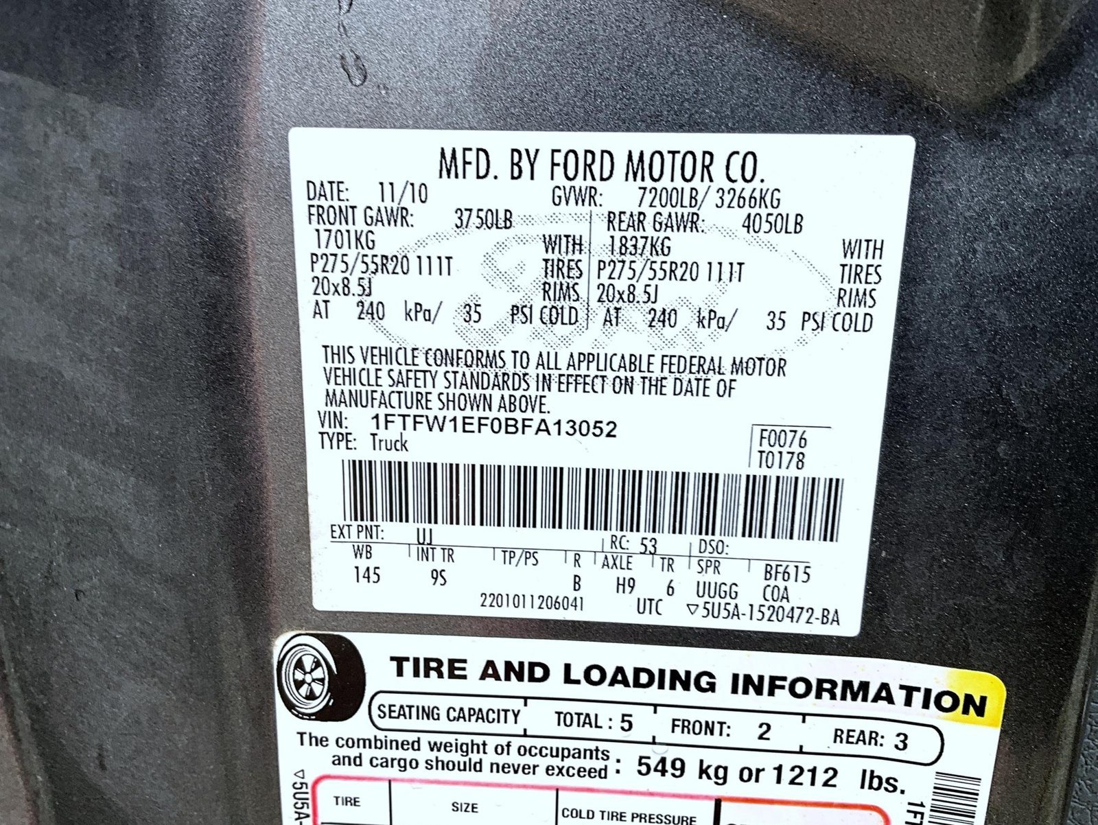 Used 2011 Gray Ford Platinum image 27