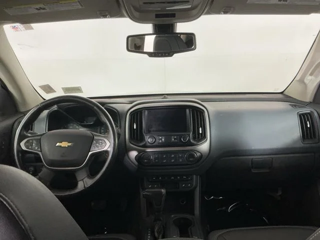 Used 2020 White Chevrolet Z71 image 21