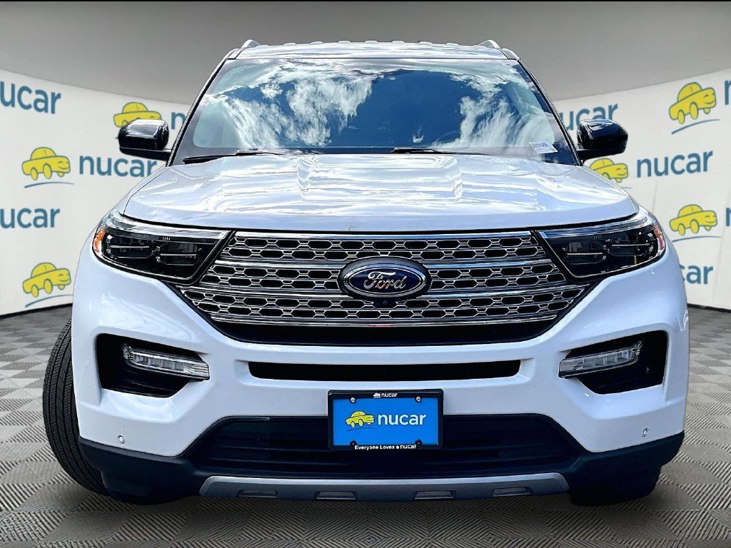 Used 2022 White Ford Limited image 2