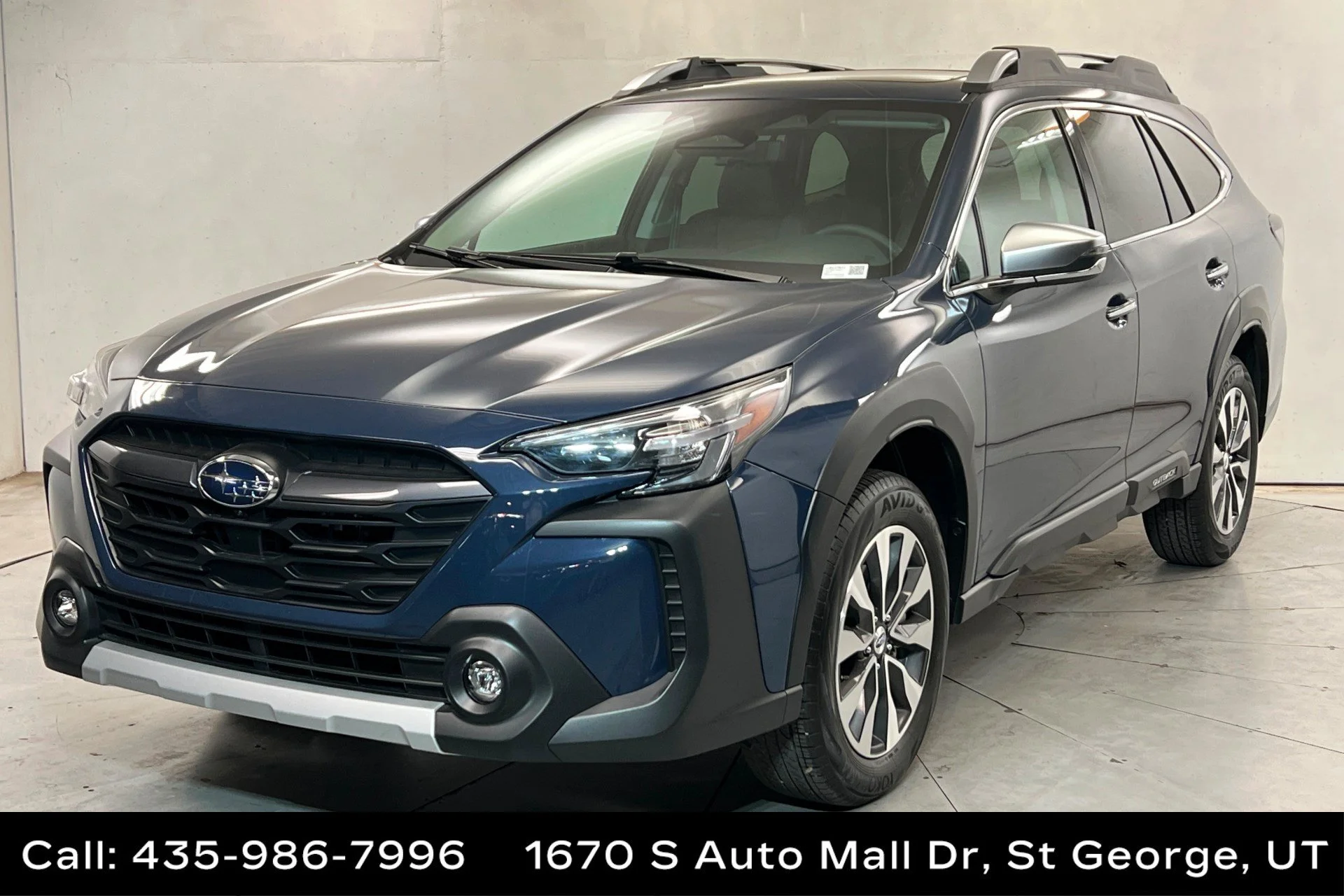 2025 Subaru Outback Touring's photo