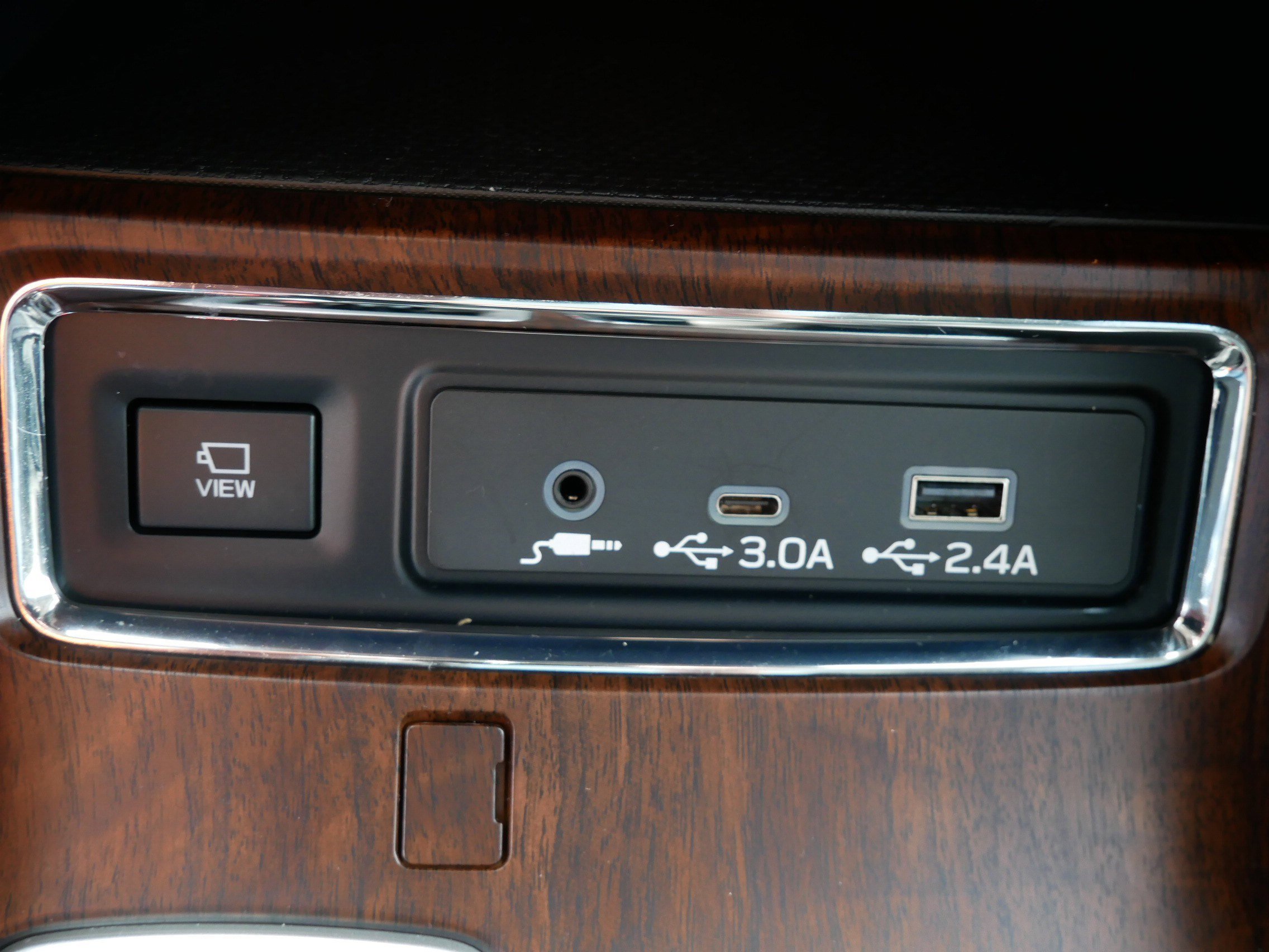Certified Used 2023 Cosmic Blue Pearl Subaru Touring image 29
