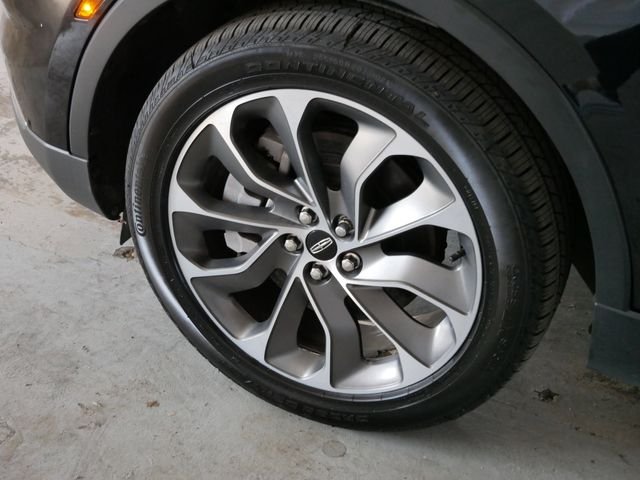 Used 2023 Black Metallic Lincoln Reserve image 4