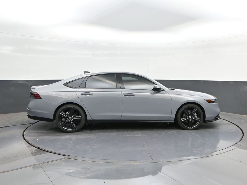 Used 2025 Gray Honda Sport-L image 11