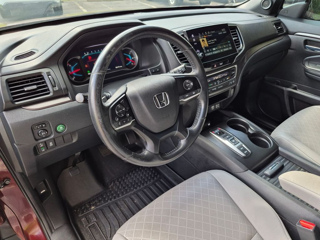 Used 2021 Red Honda EX-L image 33