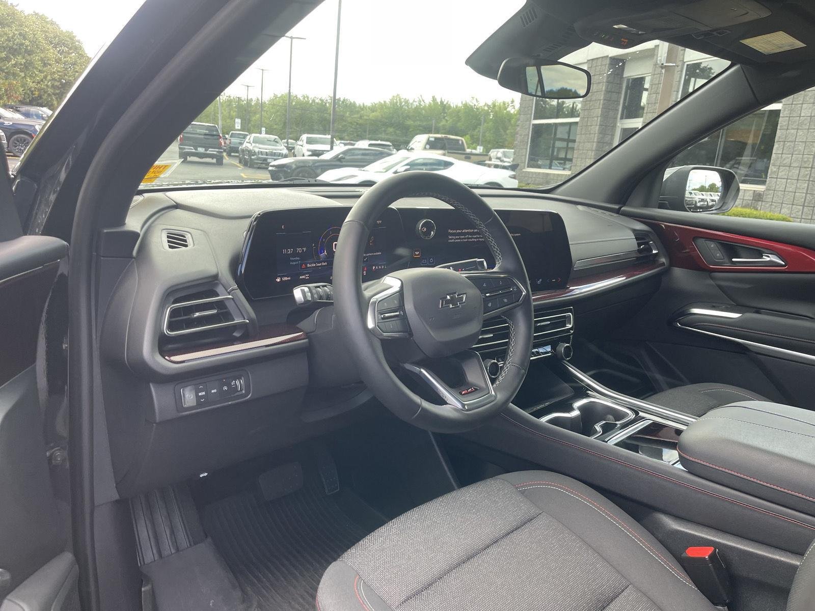 Used 2024 Mosaic Black Metallic Chevrolet AWD Z71 image 10