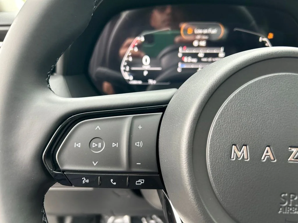 New 2026 Jet Black Mica Mazda 2.5 S Select image 17