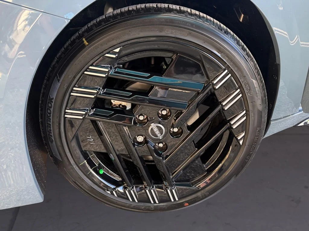 New 2026 Gray Nissan SR image 9