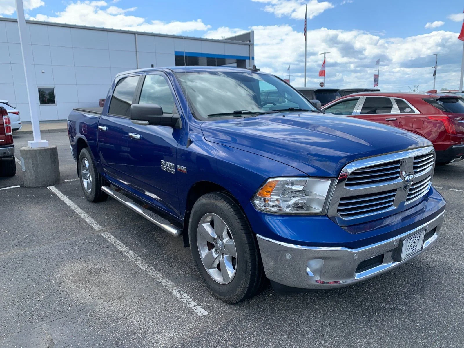 2016 RAM 1500 Big Horn 4x4 Crew Cab 5'7's photo