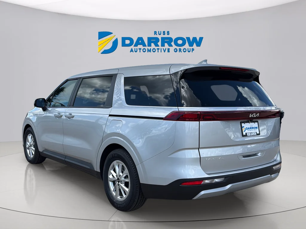 Certified Used 2023 Silky Silver Kia LX Seat Package image 3