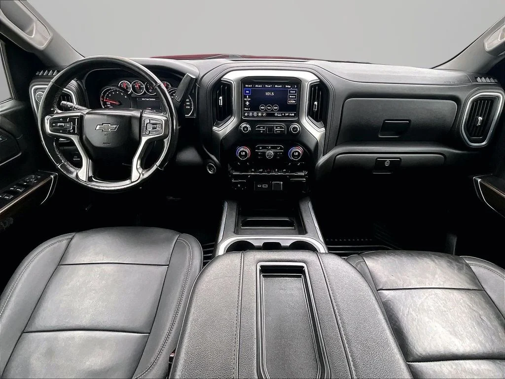 Used 2021 Red Chevrolet RST image 17