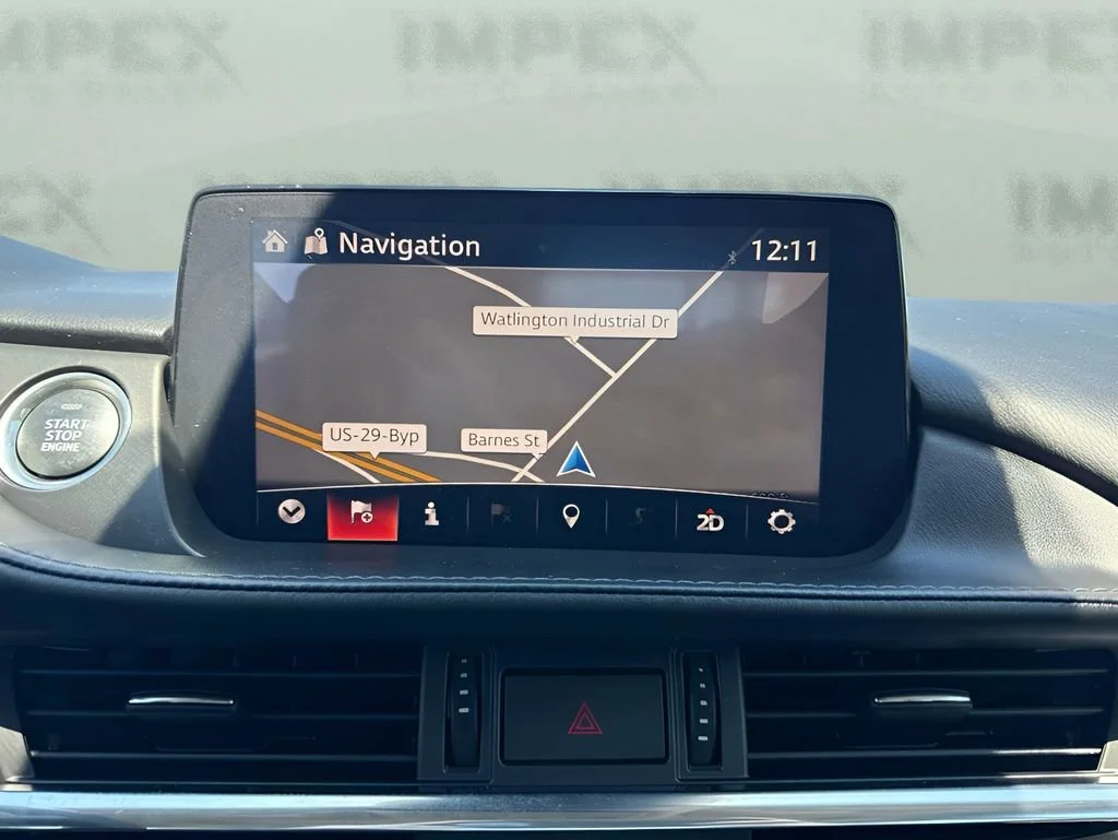 Used 2018  Mazda Grand Touring image 21