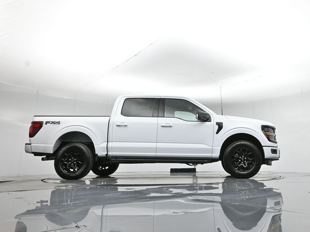 New 2026 Oxford White Ford XLT image 48