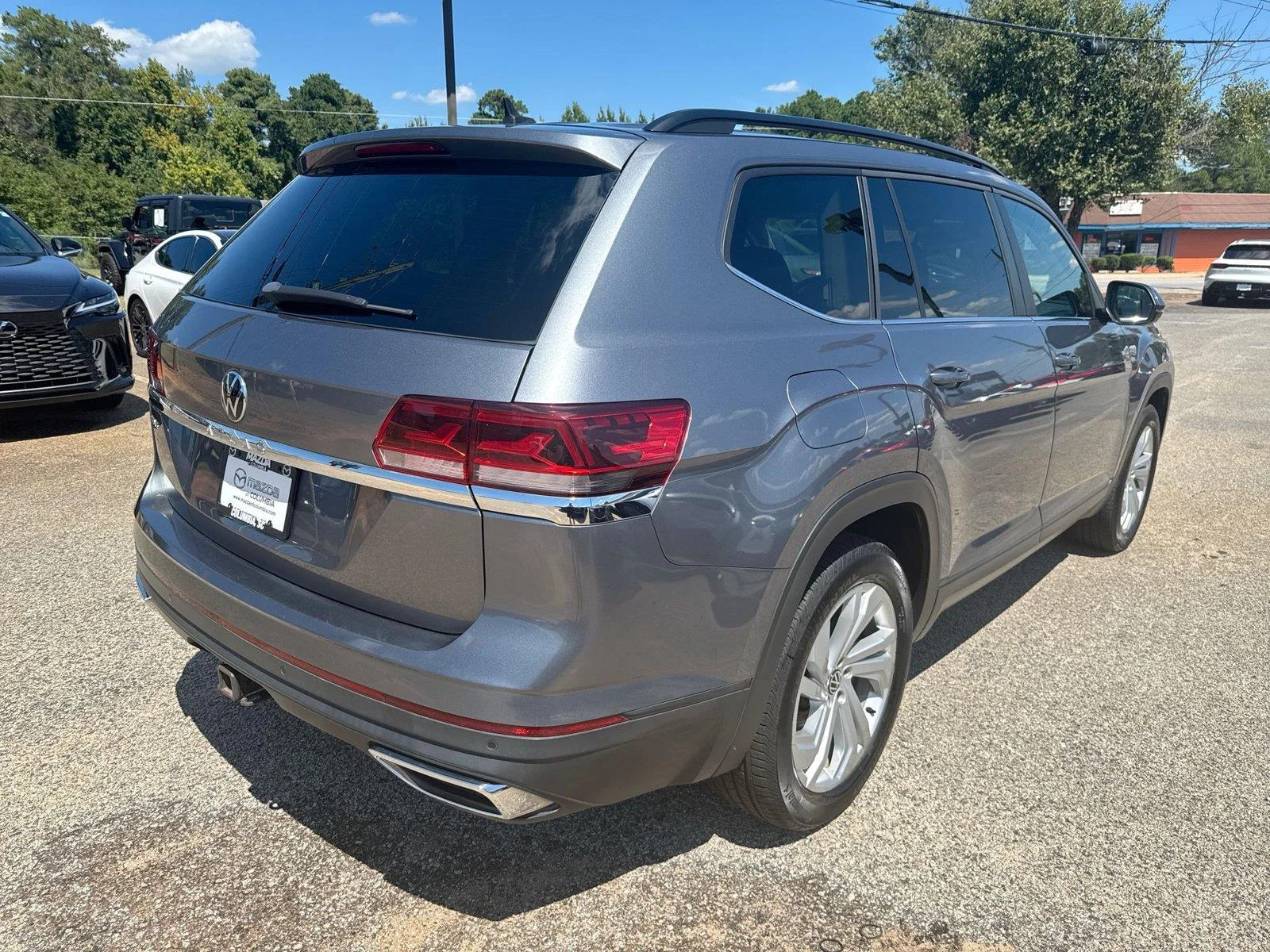 Used 2021 Platinum Gray Metallic Volkswagen 3.6L V6 SE w/Technology image 23