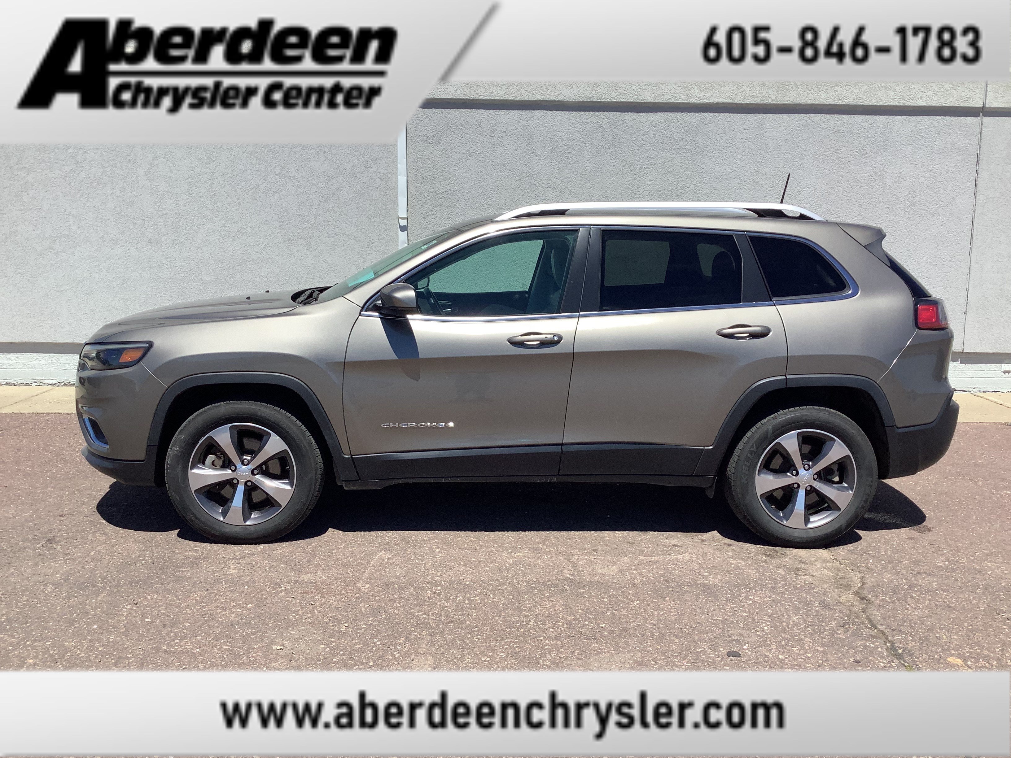 2019 Jeep Cherokee Limited 4X4's photo