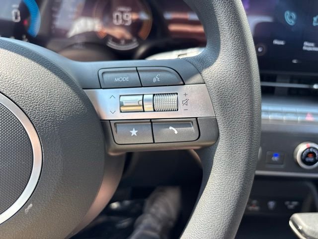 2026 Hyundai Kona SE - Photo 18