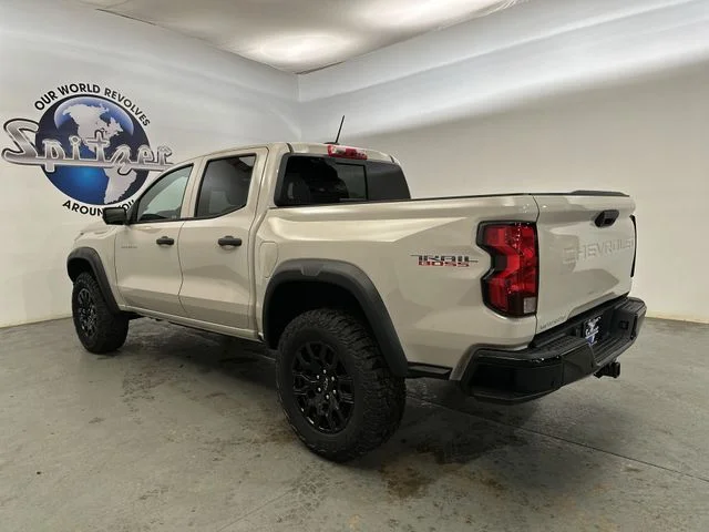 Used 2026 White Chevrolet Trail Boss image 7